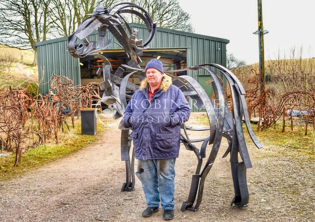 Andy Kay, sculptor – A4 & A3 print