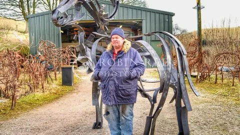 Andy Kay, sculptor – A4 & A3 print